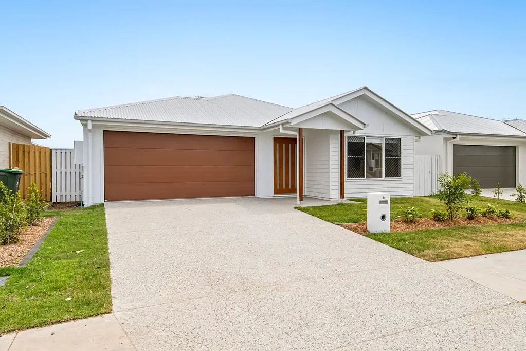 Stunning Family Home in Collingwood Park