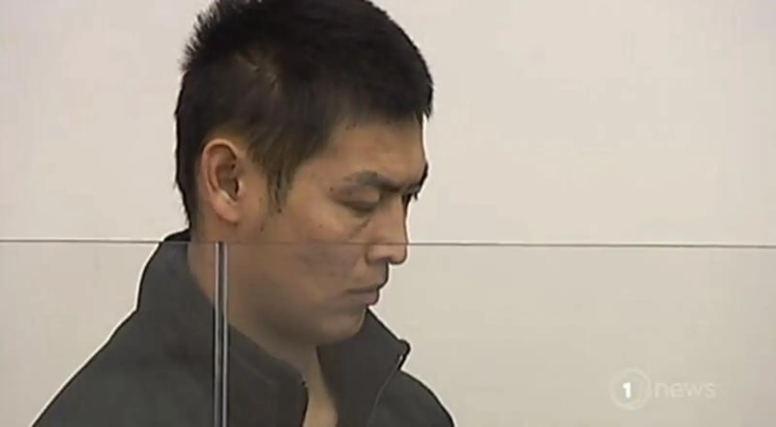 华人男子在新西兰开车撞死16岁少年，监控录像拍下惊人一幕