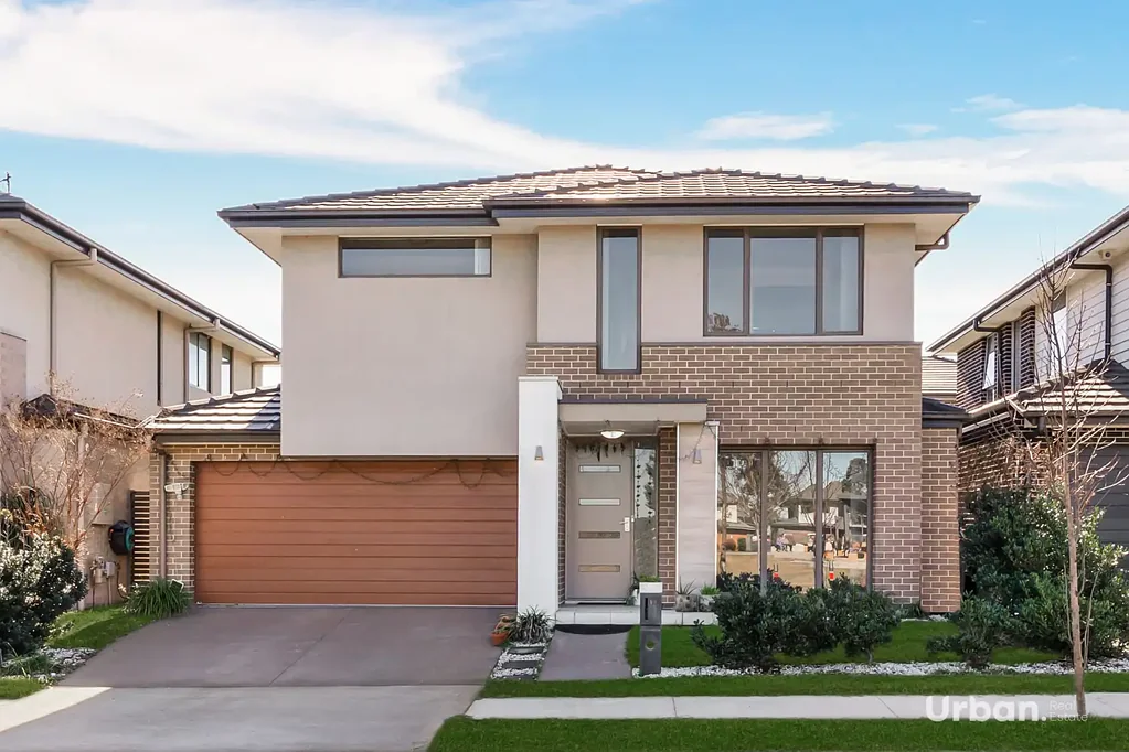 Marsden Park 4房 公园正对面 四卧套房 双起居区 管道空调 靠近Elara Village Expansive double storey home