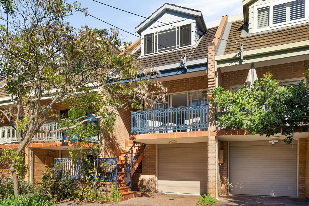 Erskineville 4Habitaciones Spacious Family Residence Offering Versatility in Coveted Cul-de-Sac
