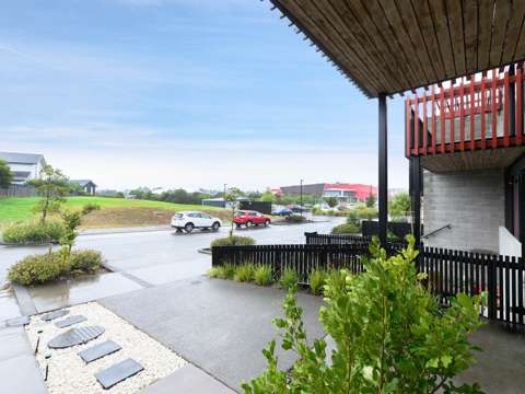 Hobsonville 3房  Location, Location, Location!