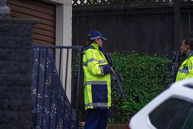 警方通报：奥克兰北岸发生离奇死亡案件！邻居称：曾半夜听闻女子呼救