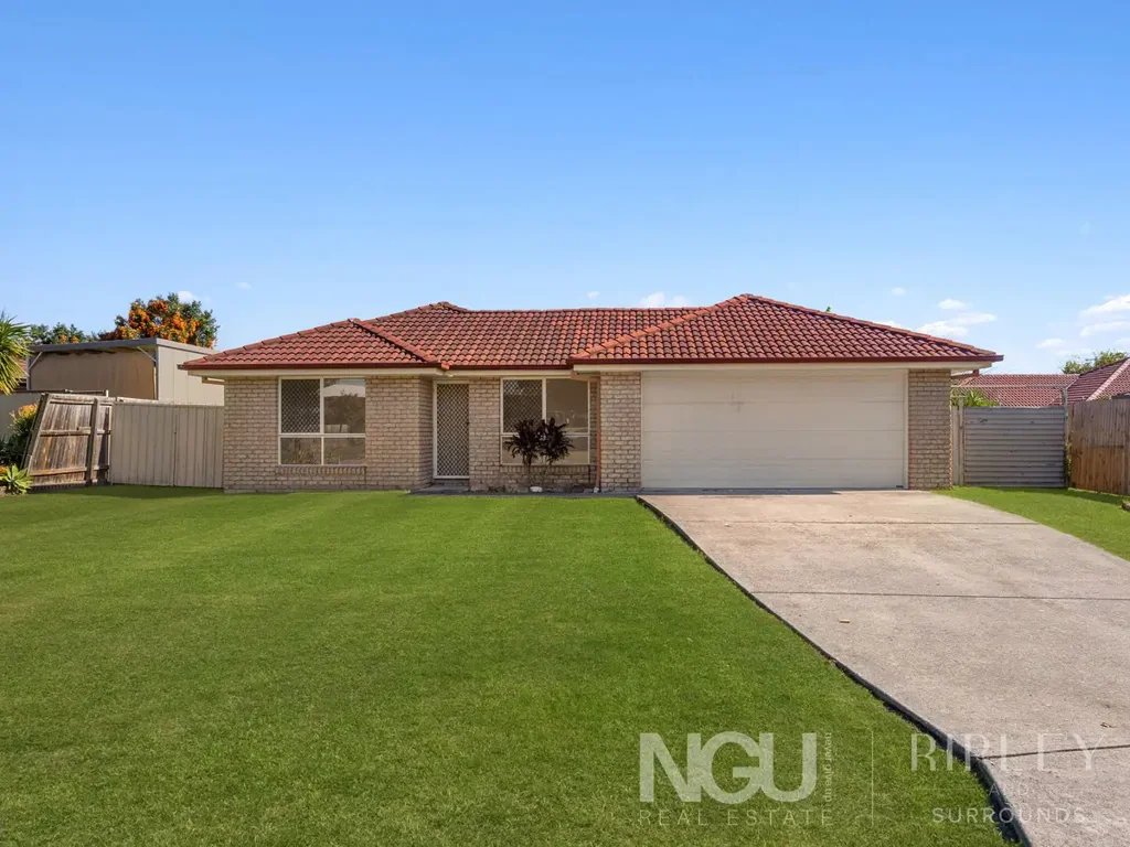 Raceview 4Moenga Freshly Updated Family Home with Multiple Living Areas on 662m²