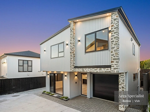 Blockhouse Bay 4房  Step Into Luxury - Where Quality Living Begins!