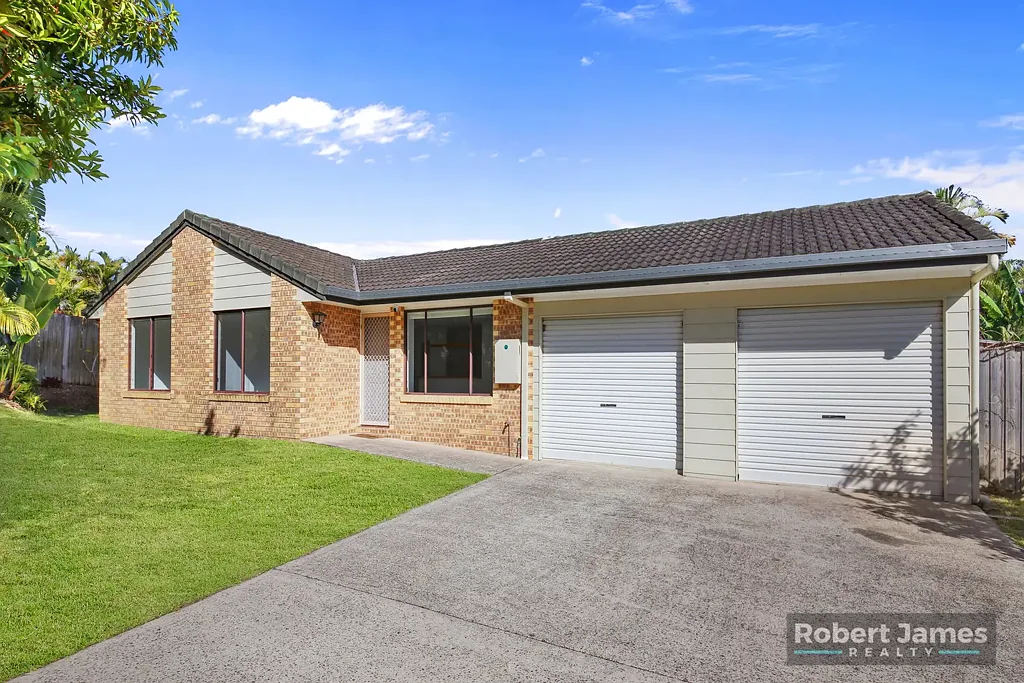 Tewantin 3房  PERFECT HOME FOR A 1ST HOME BUYER OR SOMEONE DOWNSIZING