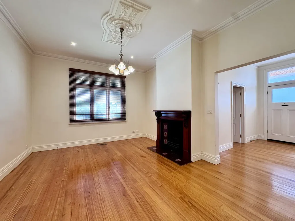 First Class Living in Prime Location