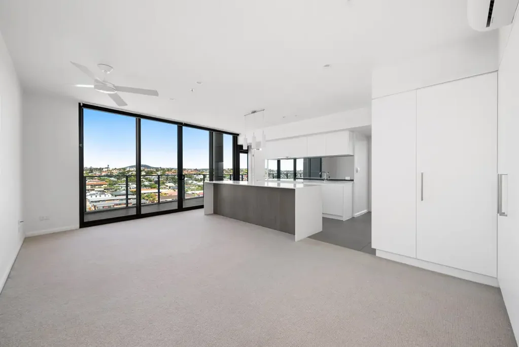 21207/300 Old Cleveland Road, Coorparoo, QLD 4151