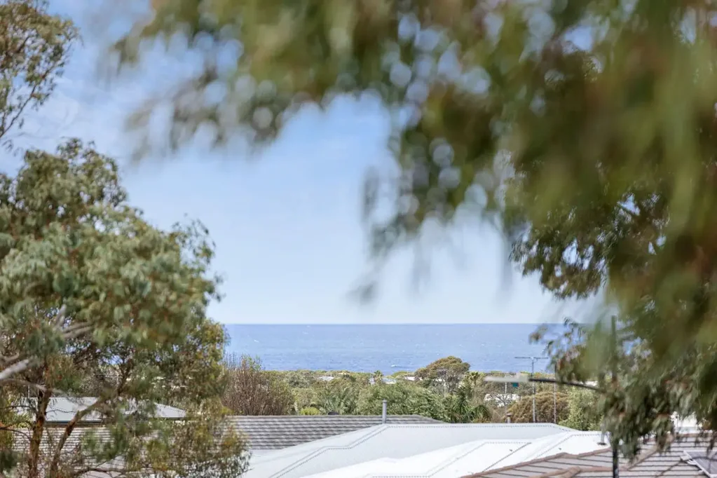 Torquay 5房  SPACIOUS COASTAL RETREAT IN A GREAT LOCATION