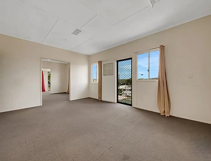 2 Nothling Street, New Auckland, QLD 4680, 4 Kuwarto, 2 Banyo, House