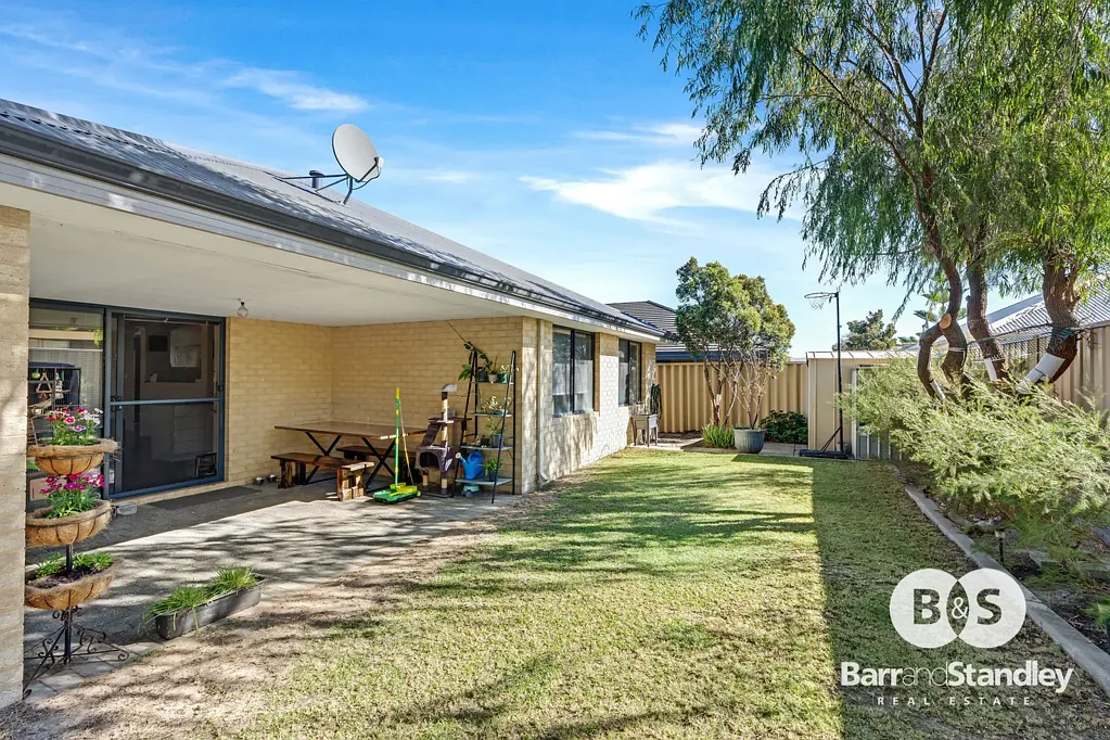 Millbridge 4ห้องนอน Family Home in Sought After Millbridge Estate