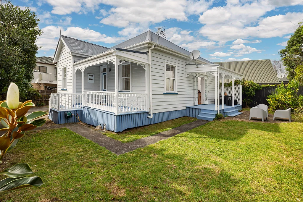 2/13 Tasman Avenue, Mount Albert, Auckland City, Auckland