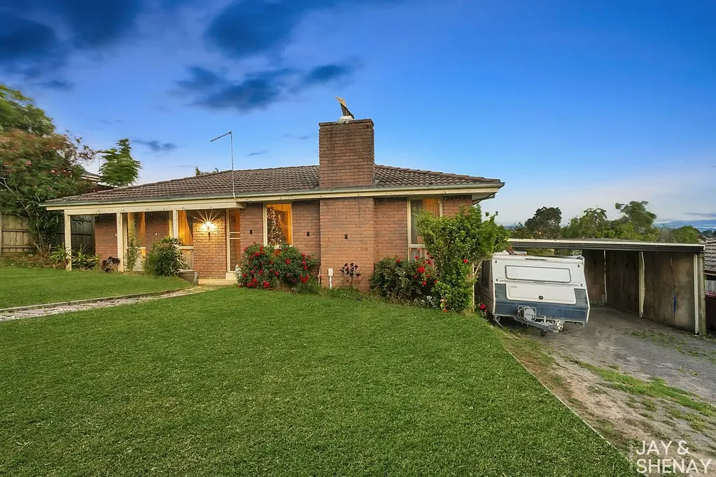4 Coledale Close, Endeavour Hills, VIC 3802