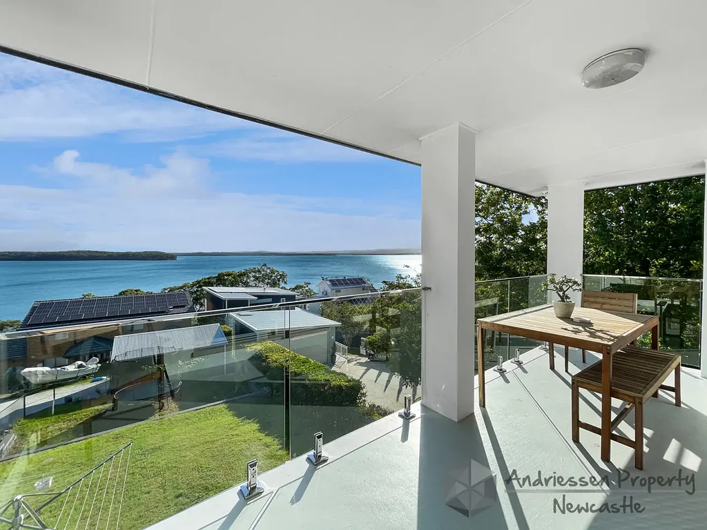 290 Dobell Drive, Wangi Wangi, NSW 2267