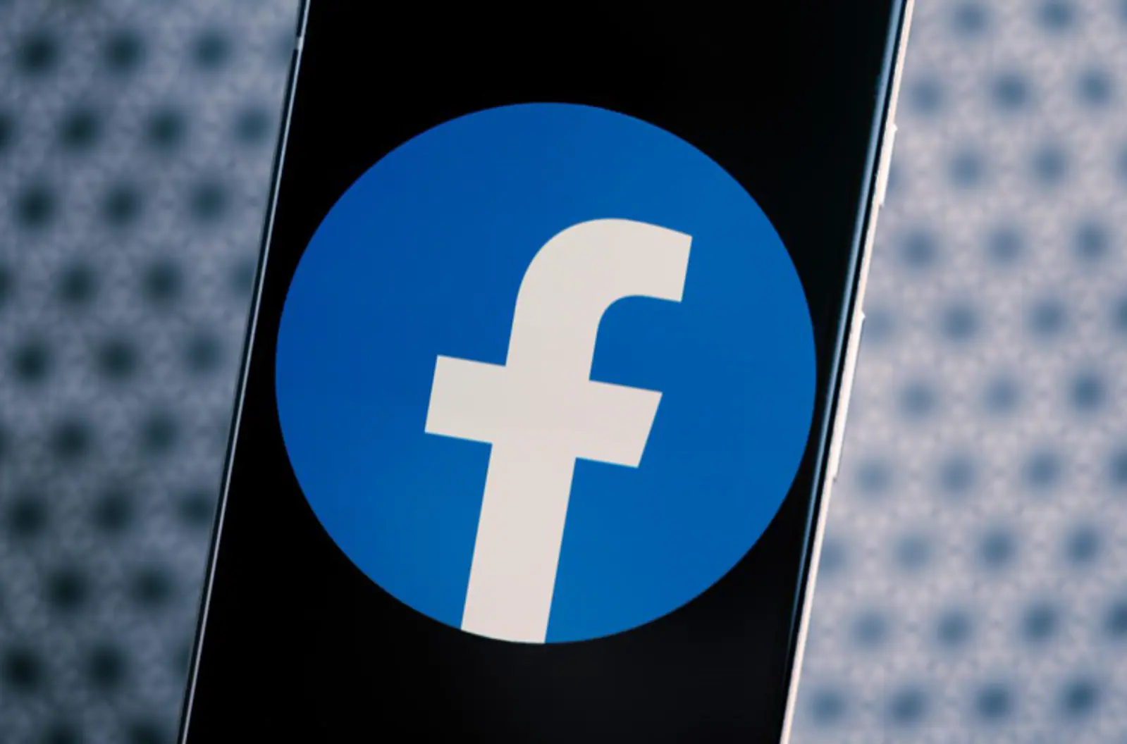 Facebook将推出游戏直播应用 疫情居家刺激游戏需求
