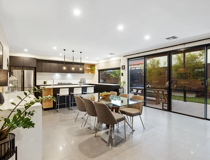 64C Lockhart Street, Como, WA 6152, 5 phòng ngủ, 3 phòng tắm, House