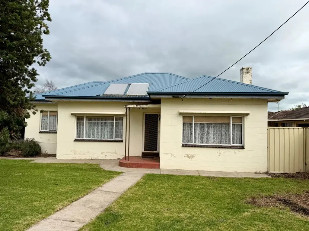 Mount Gambier 3房  POTENTIAL PLUS - IDEAL FOR A TRADIE