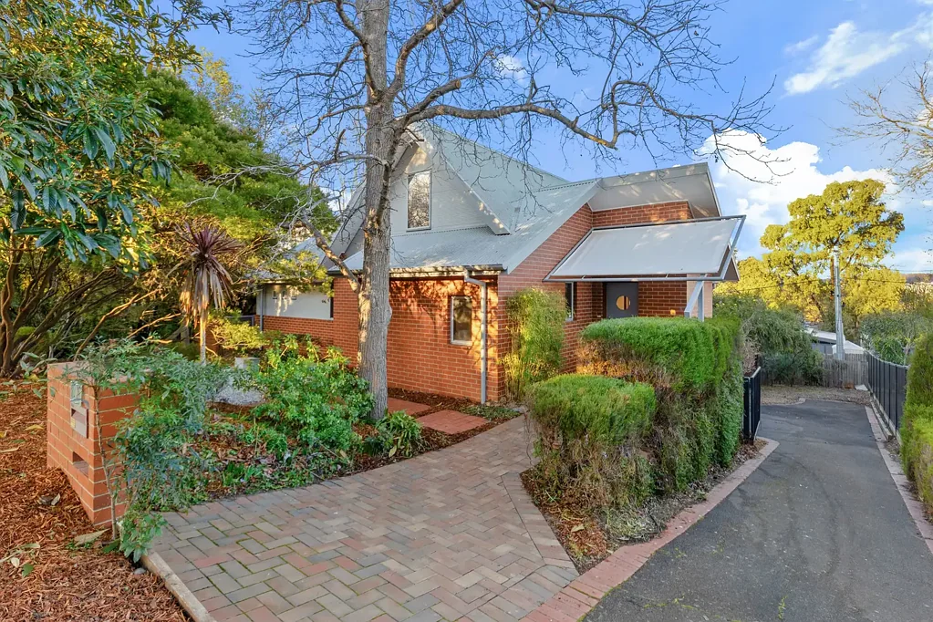 22 Earle Street, Lyneham, ACT 2602
