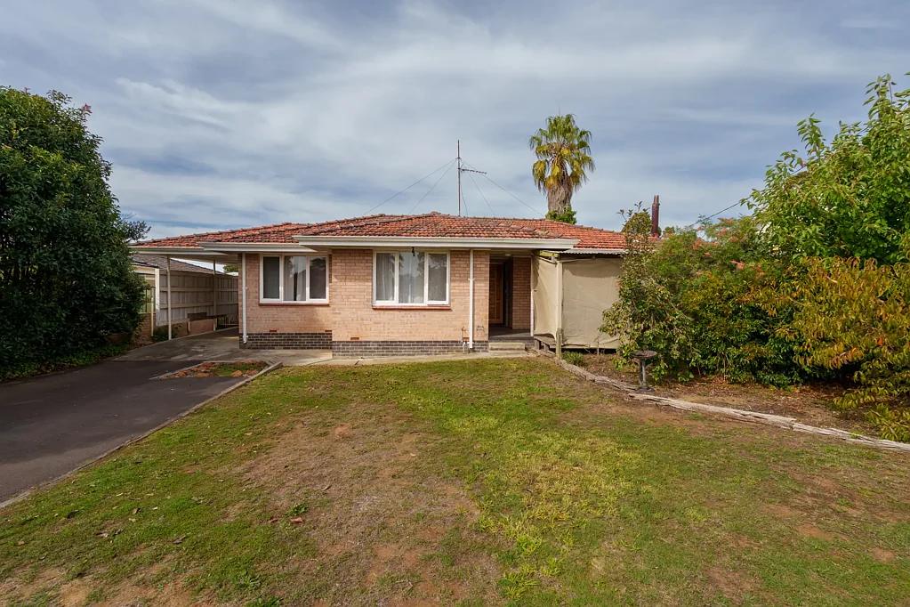 Manjimup 3Kwarto Conveniently Located Brick Home!