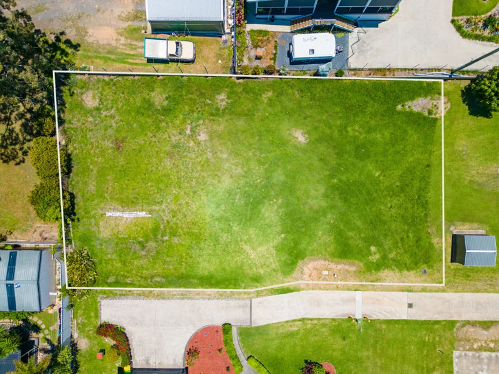 Woolgoolga 1408 m2 Potential Dual Occupancy Block