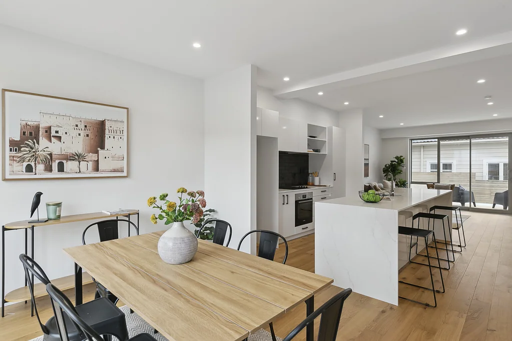 Island Bay 4कमरा Brand New Stylish Quality Build in the Bay!