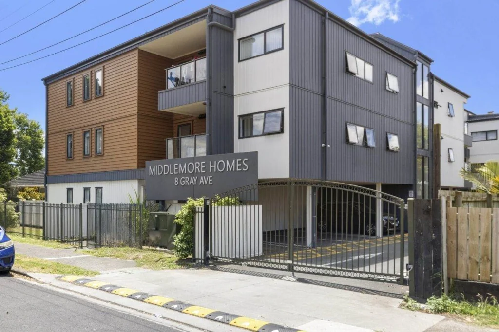 Mangere East 1침실 Modern, Secure, Walk to Middlemore