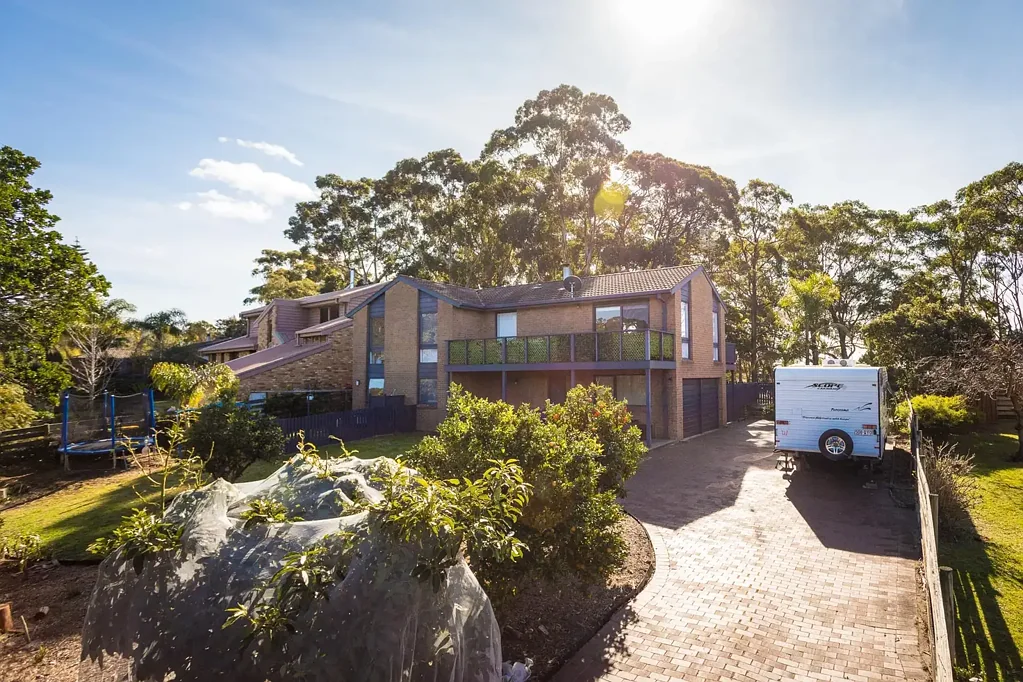 Tura Beach 4 Bedroom COASTAL FAMILY HAVEN WITH OCEAN VIEWS & NATURE RESERVE BACKDROP