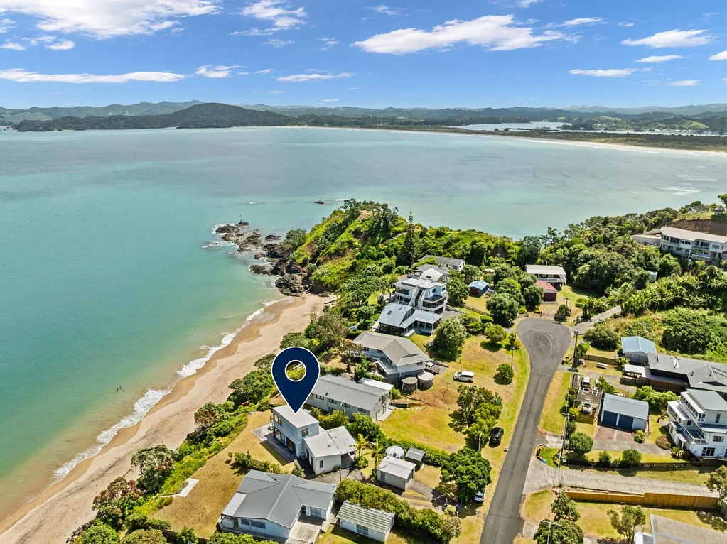Tutukaka 3침실 A beachfront to hold for generations