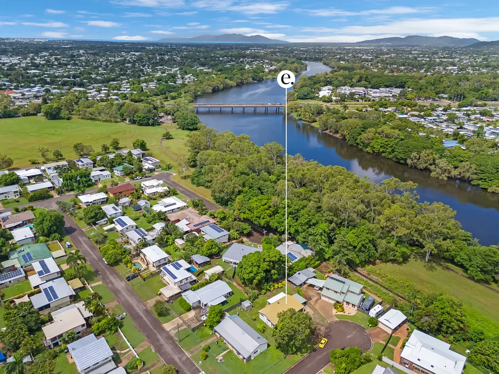 Cranbrook 4ਬੈੱਡਰੂਮ Nestled Near The River : What a Brilliant Opportunity !