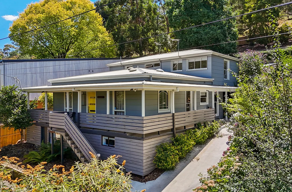 West Launceston 5房  A versatile home in a stunning locale