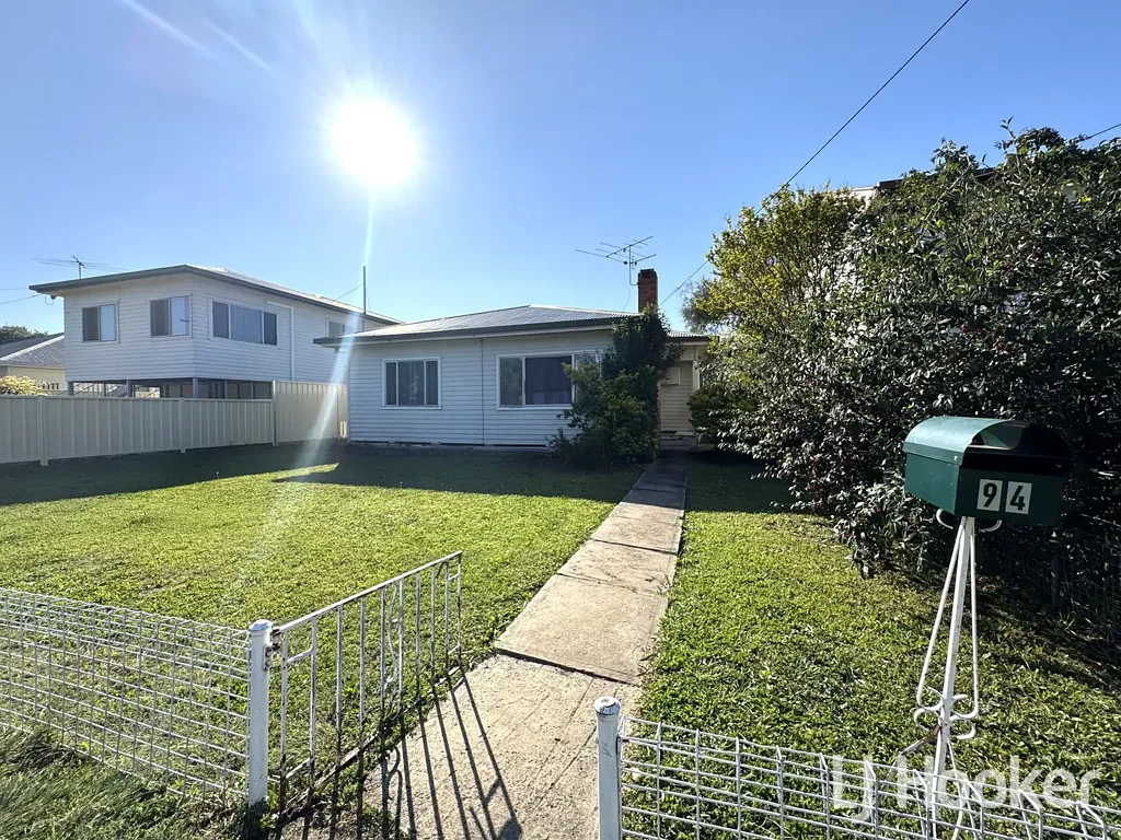 94 Evans Street, Inverell, NSW 2360