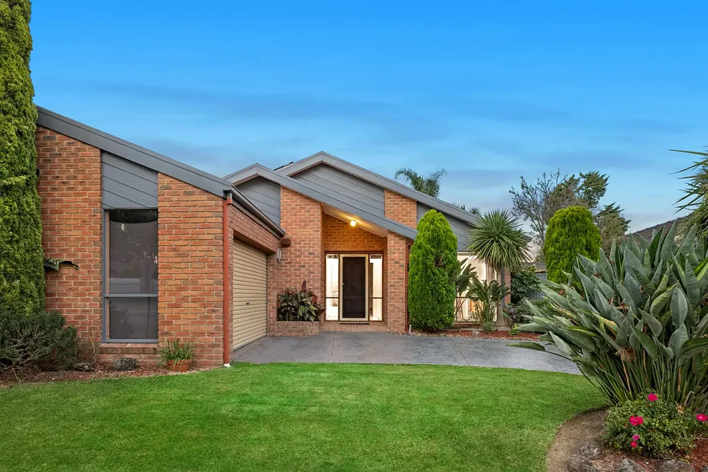 238 Windermere Drive, Ferntree Gully, VIC 3156