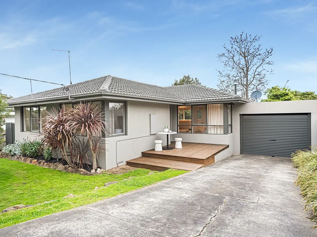 Frankston South 3कमरा Imagine Easy Living In FHSZ. Can You Picture It?