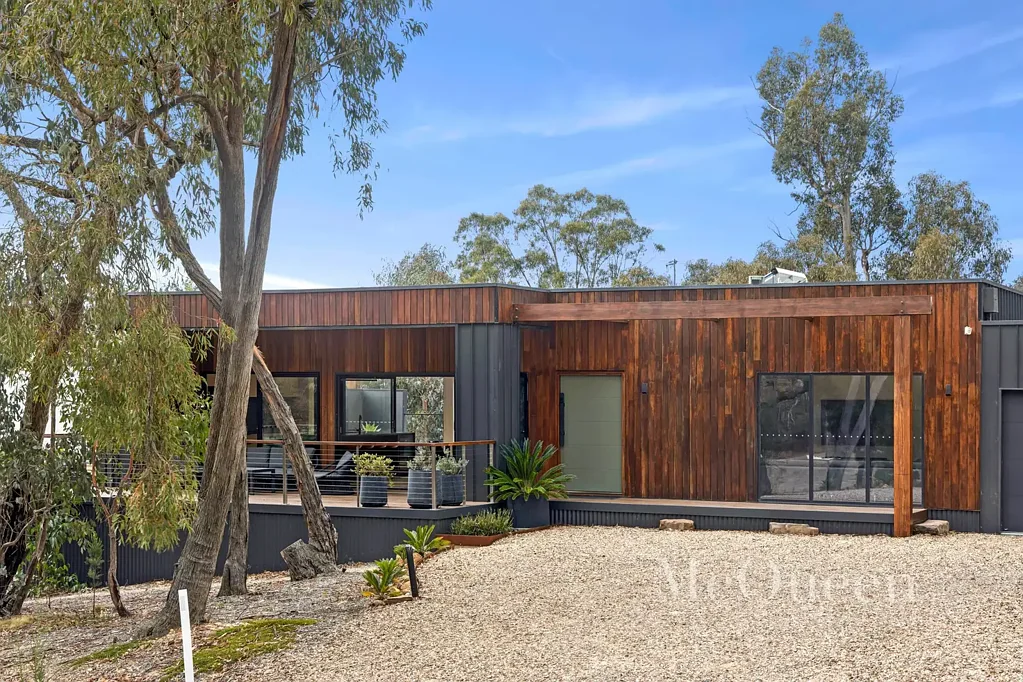 Hepburn 4침실 Refined Country Living with a Spa, Sauna and Cinema Experience