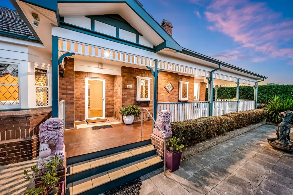 Hamilton South 3chambre Landmark Home Built in the 1930s and Impossible to Replicate