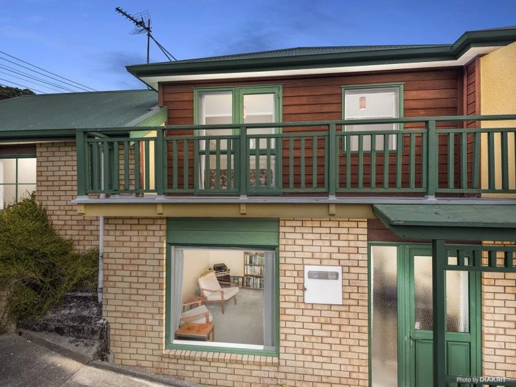 Wadestown 2 Slaapkamer EASY LIVING & GREAT LOCATION | BEO $569,000