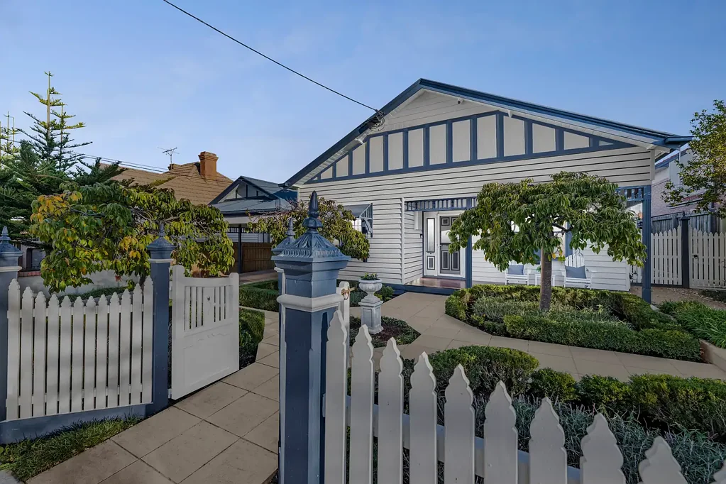 27 Spencer Street, Essendon, VIC 3040