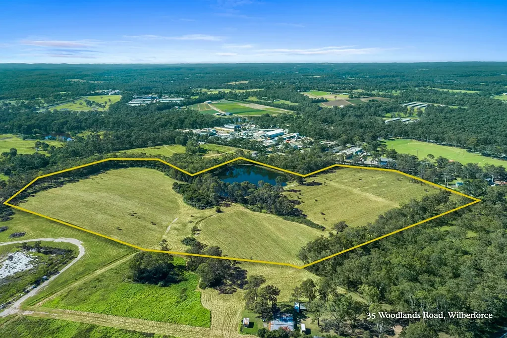 Wilberforce 4房  Future Development with Established Income on Multiple Titles