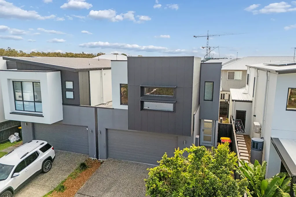 Newport 4ਬੈੱਡਰੂਮ Yes a House, NO to Body Corp Fees