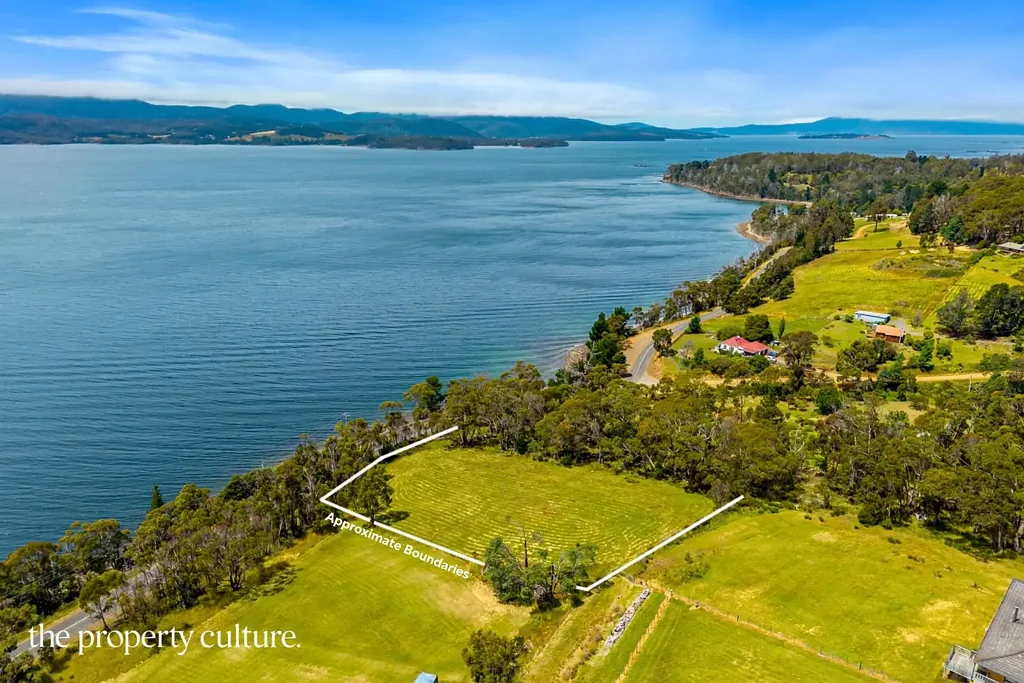 Police Point  Blank Canvas with Stunning Vistas