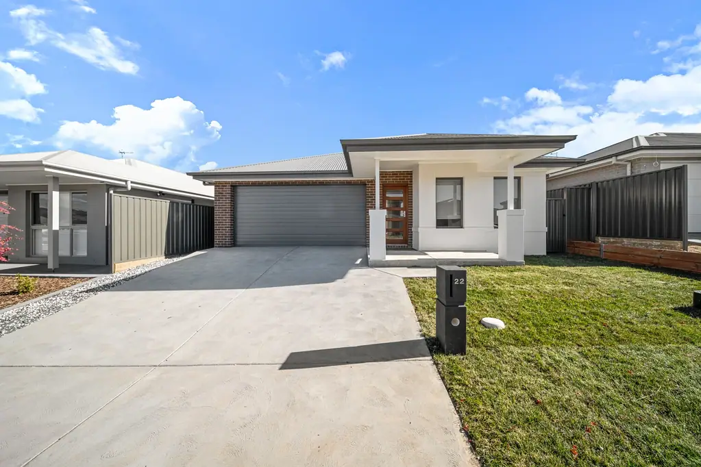 🏡 Discover Your Dream Family Oasis in the Vibrant Heart of Googong! 🌳✨ Spacious, Stylish, and Ready for Memories!