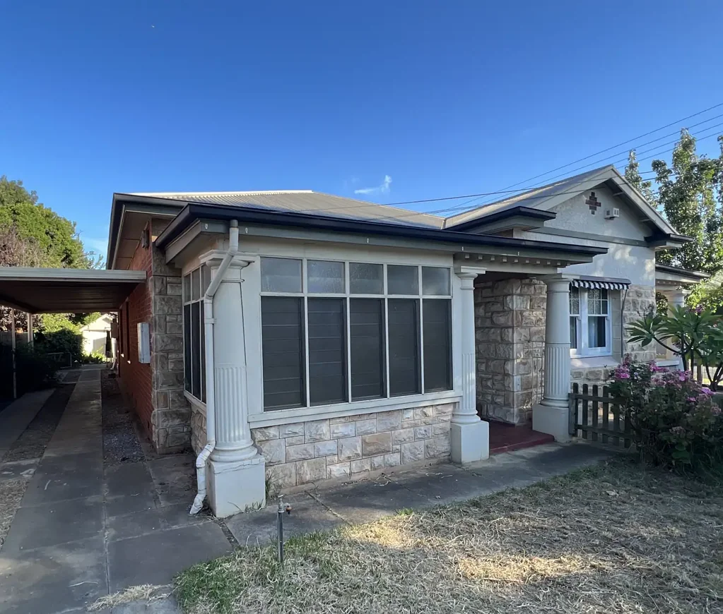 Charming Sandstone Maisonette with Character & Comfort