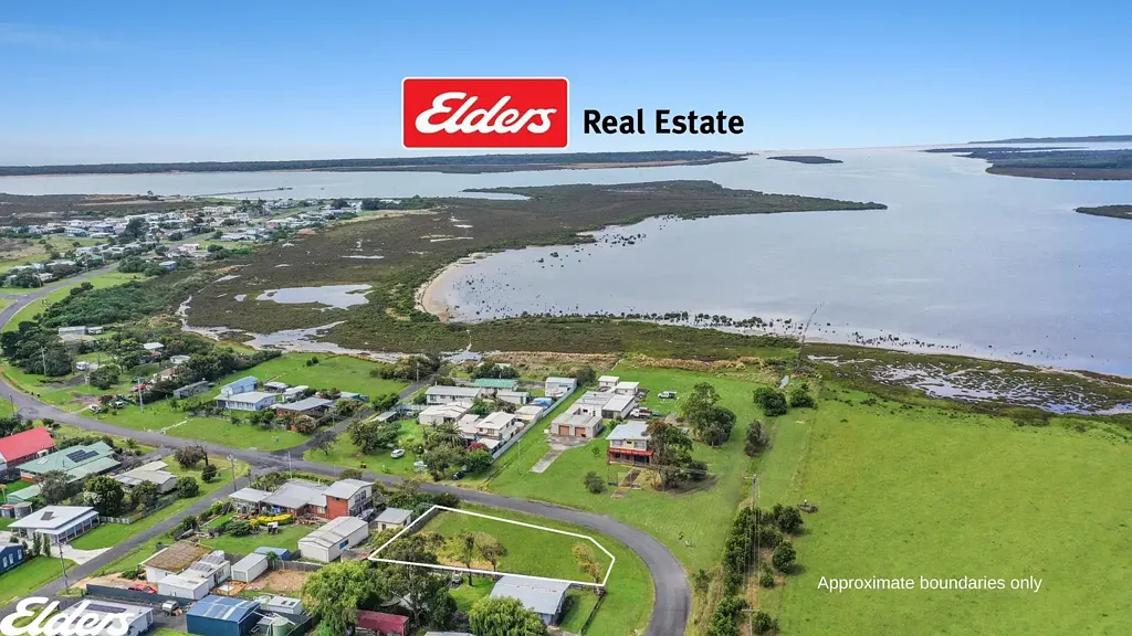 Mcloughlins Beach PERFECTLY POSITIONED CORNER BLOCK, CLOSE TO THE ACTION!