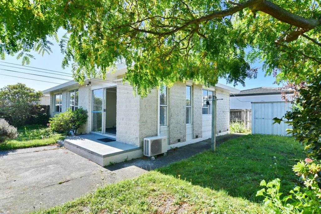 2/5 Tamarisk Place, Parklands, Christchurch City