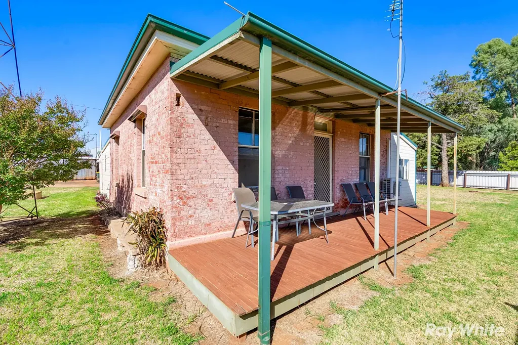 2 York Street, Marrar, NSW 2652