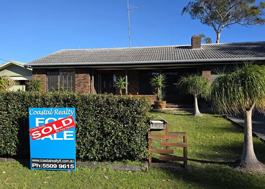 13 Banksia Parade, Tuncurry, NSW 2428