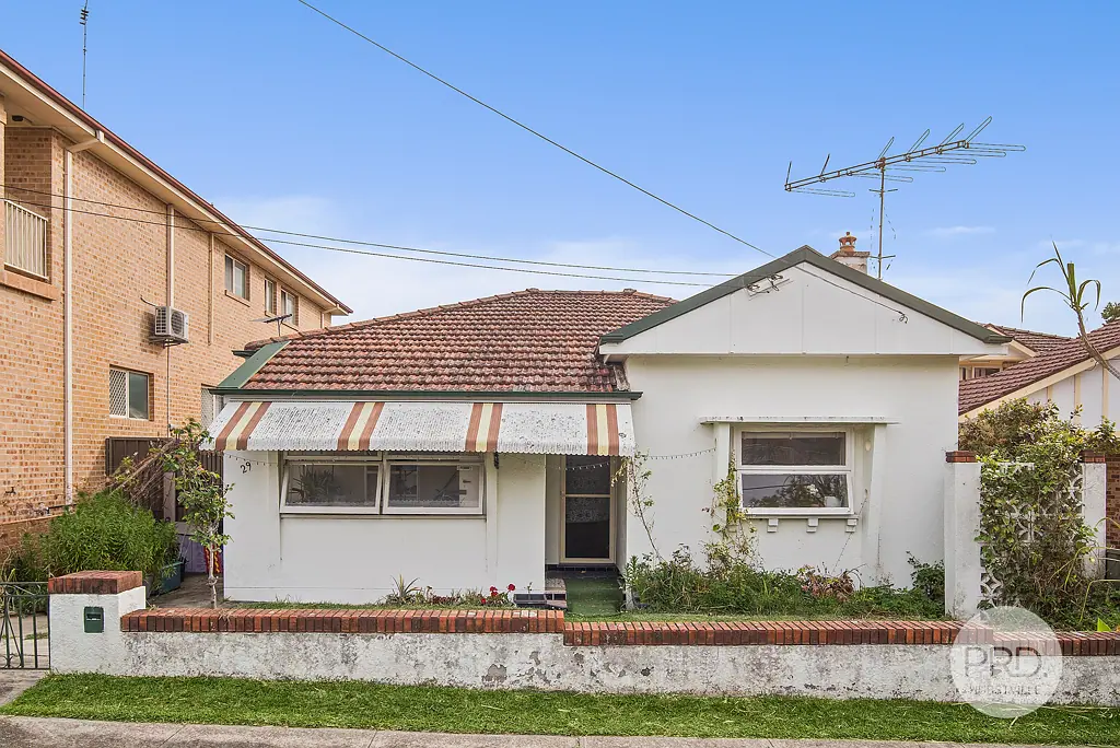 Hurstville 3 Slaapkamer A Full Brick Classic With Exciting Future Upside