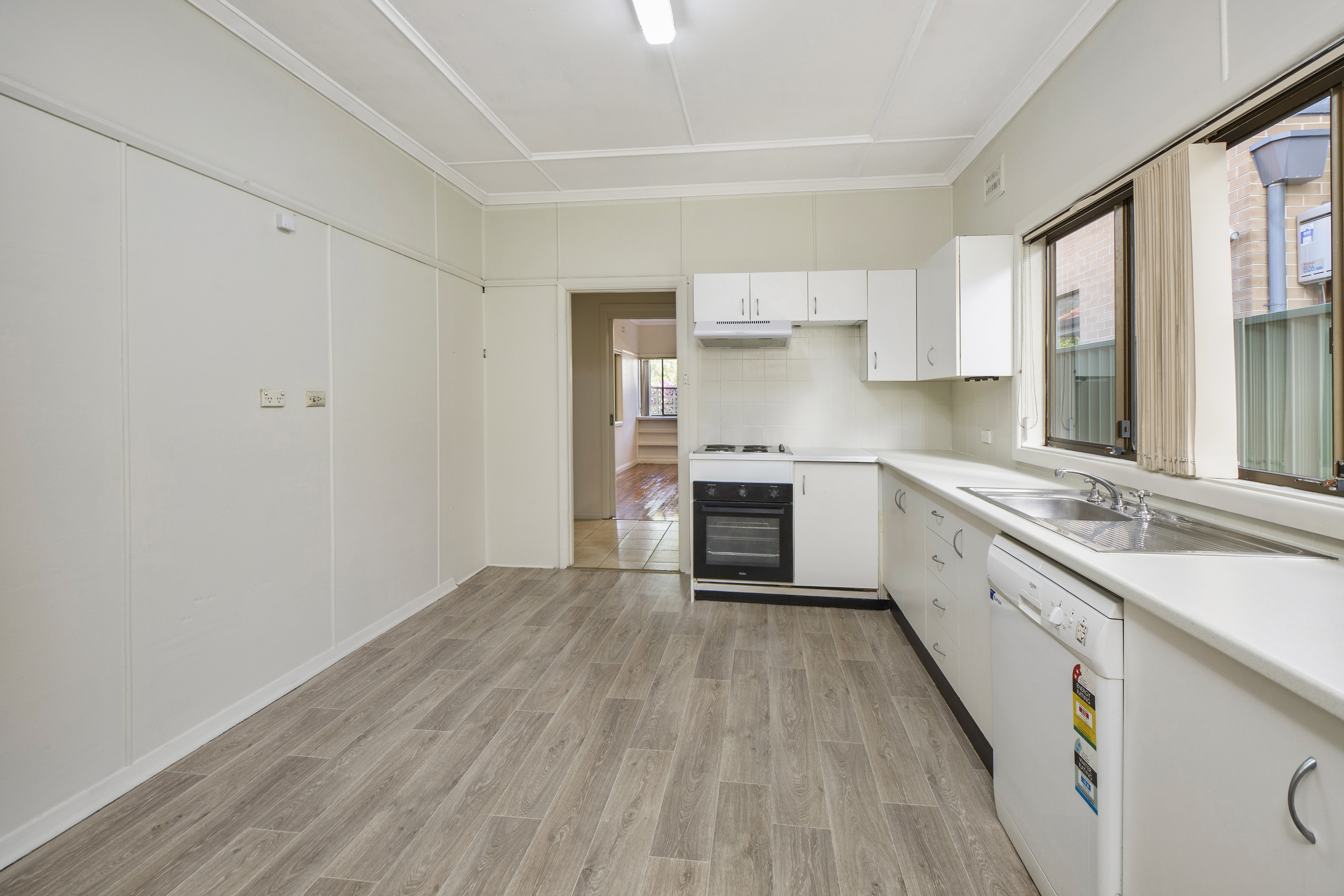 663 KINGSWAY, GYMEA NSW 2227, 0 Schlafzimmer, 0 Badezimmer, House