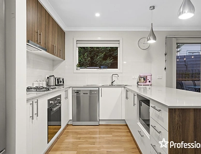327a Mount Dandenong Road, Croydon, VIC 3136, 2 phòng ngủ, 1 phòng tắm, House