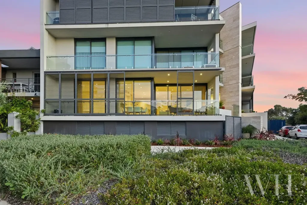 1/11 Perlinte View, North Coogee, WA 6163