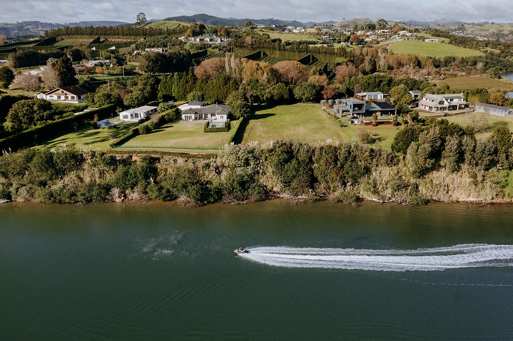 Welcome Bay Elevated Coastal Living with Endless Potential